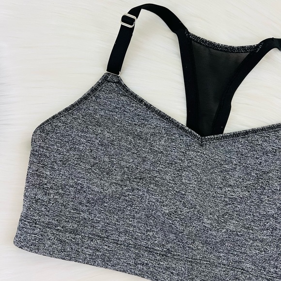 Victoria’s Secret VSX The Player Cami Sports Bra Large - Picture 4 of 9